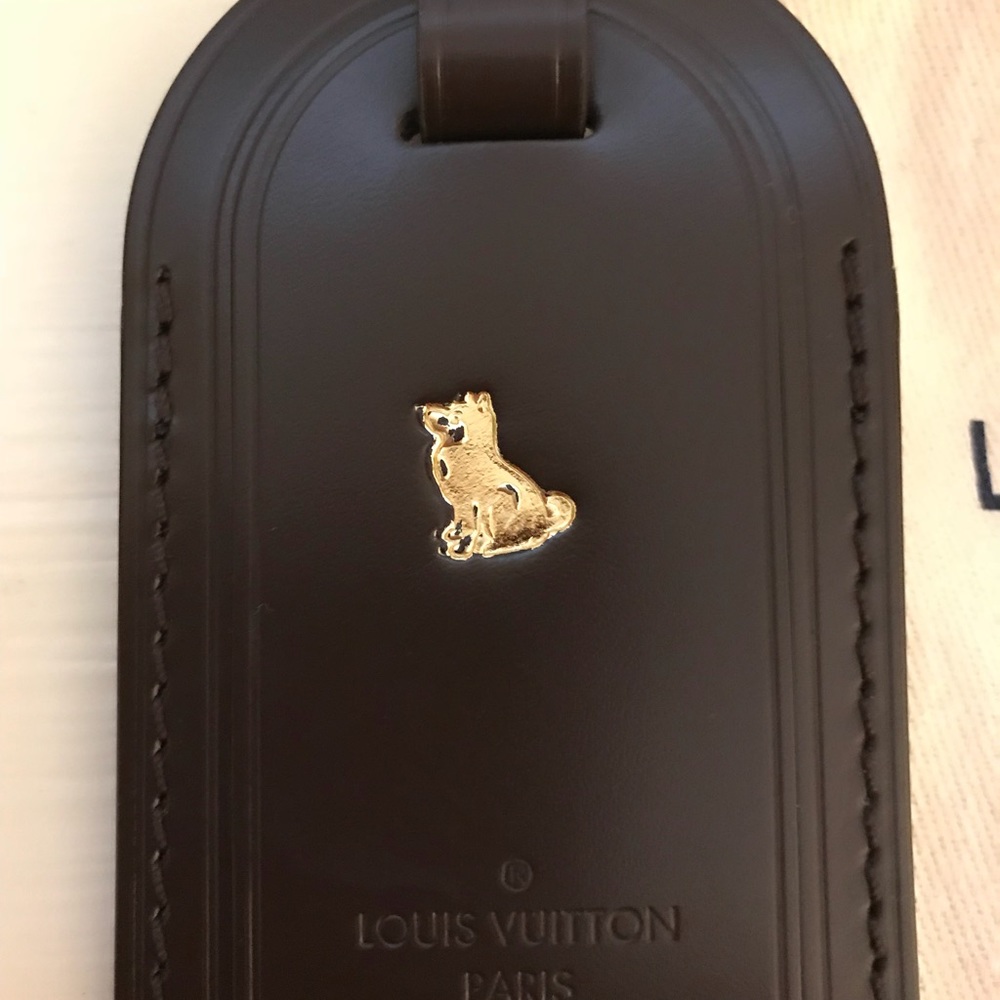 New Louis Vuitton DM bag luggage tag w/ dog stamp